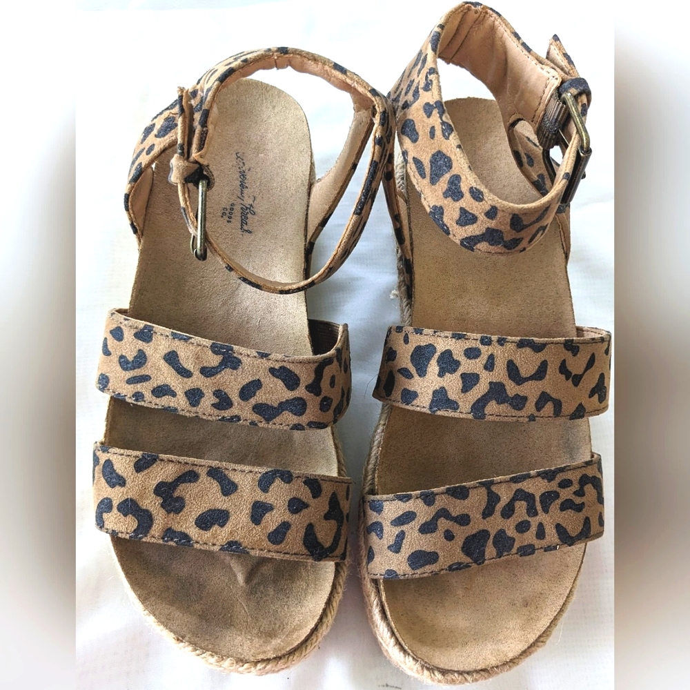 Universal Thread Espadrille Platform Sandals
